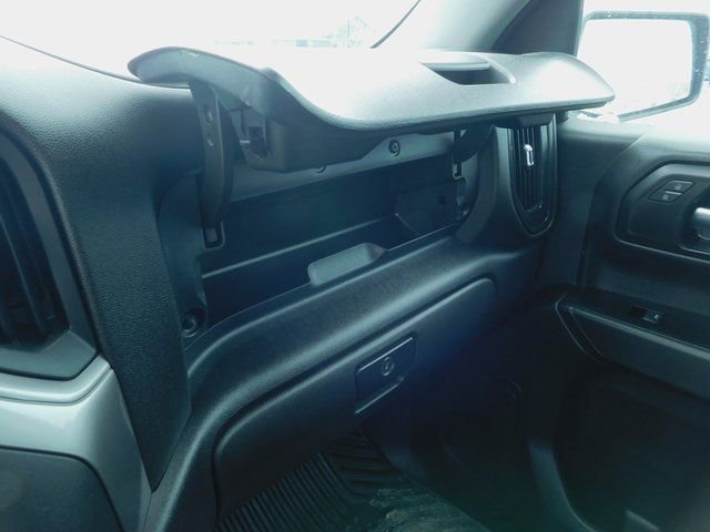 Used 2024 Chevrolet Silverado 1500 Custom w/ Turbomax Blackout Package image 30