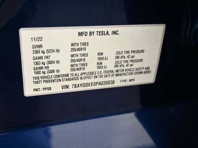 Used 2023 Tesla Model Y Long Range AWD/4WD image 21
