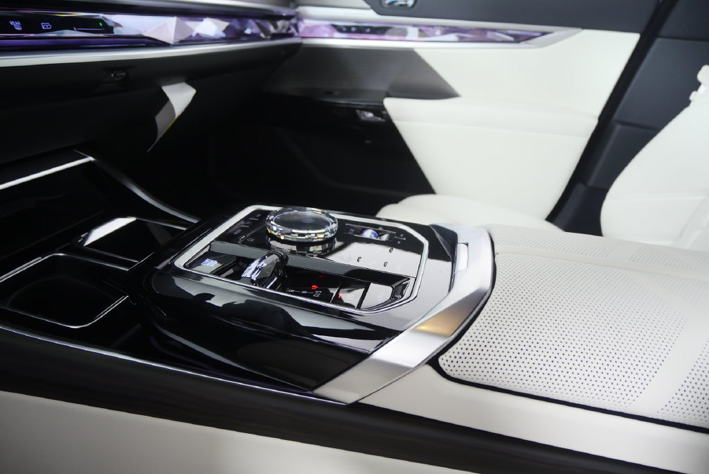 New 2026 BMW 740i RWD image 22