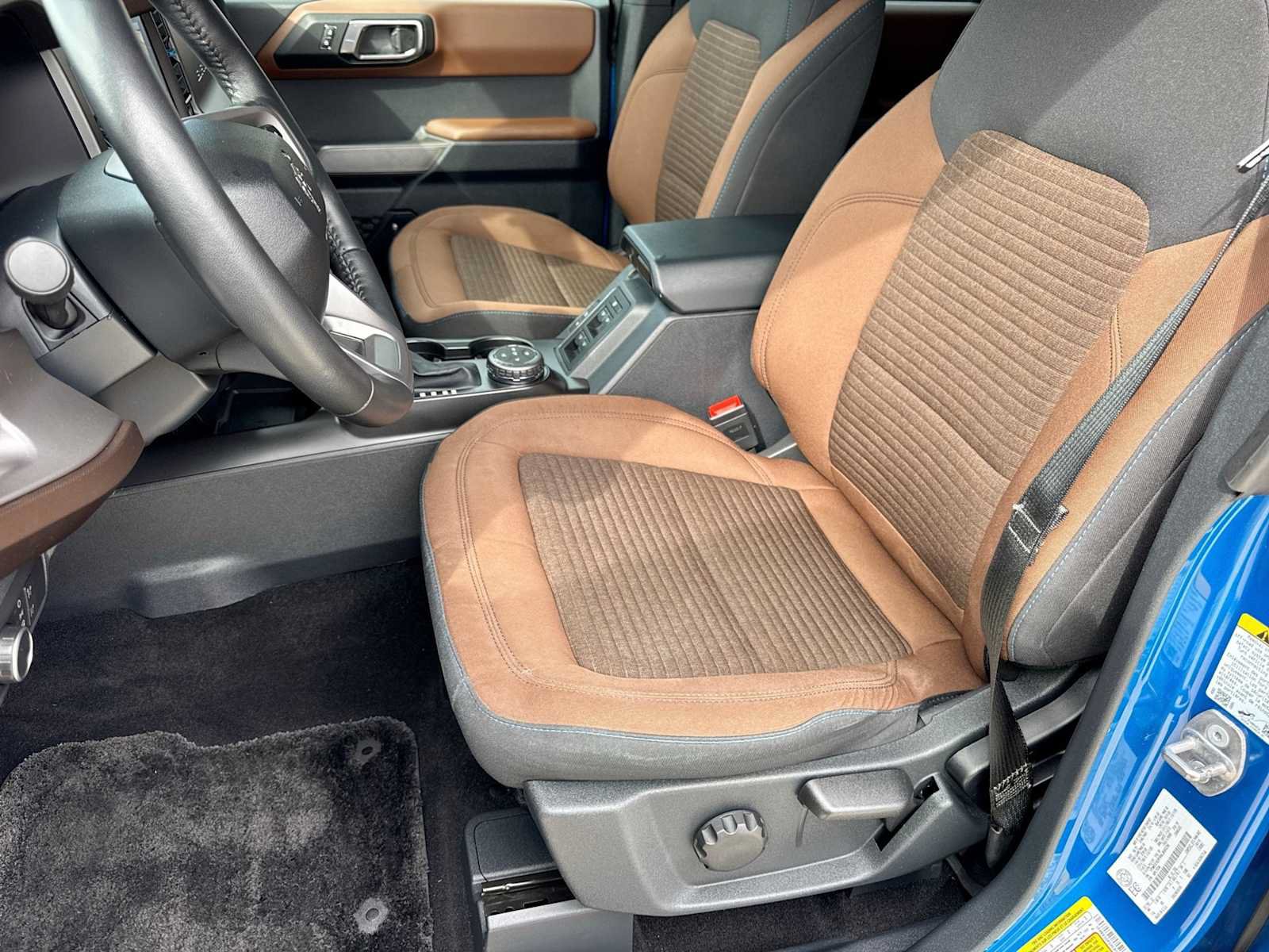 Certified 2022 Ford Bronco Outer Banks w/ Sasquatch Package AWD/4WD image 16