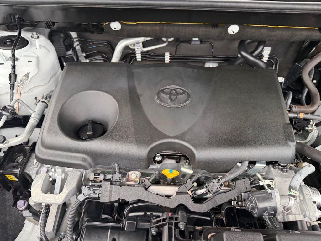 Used 2023 Toyota RAV4 XLE w/ Convenience Package AWD/4WD image 30