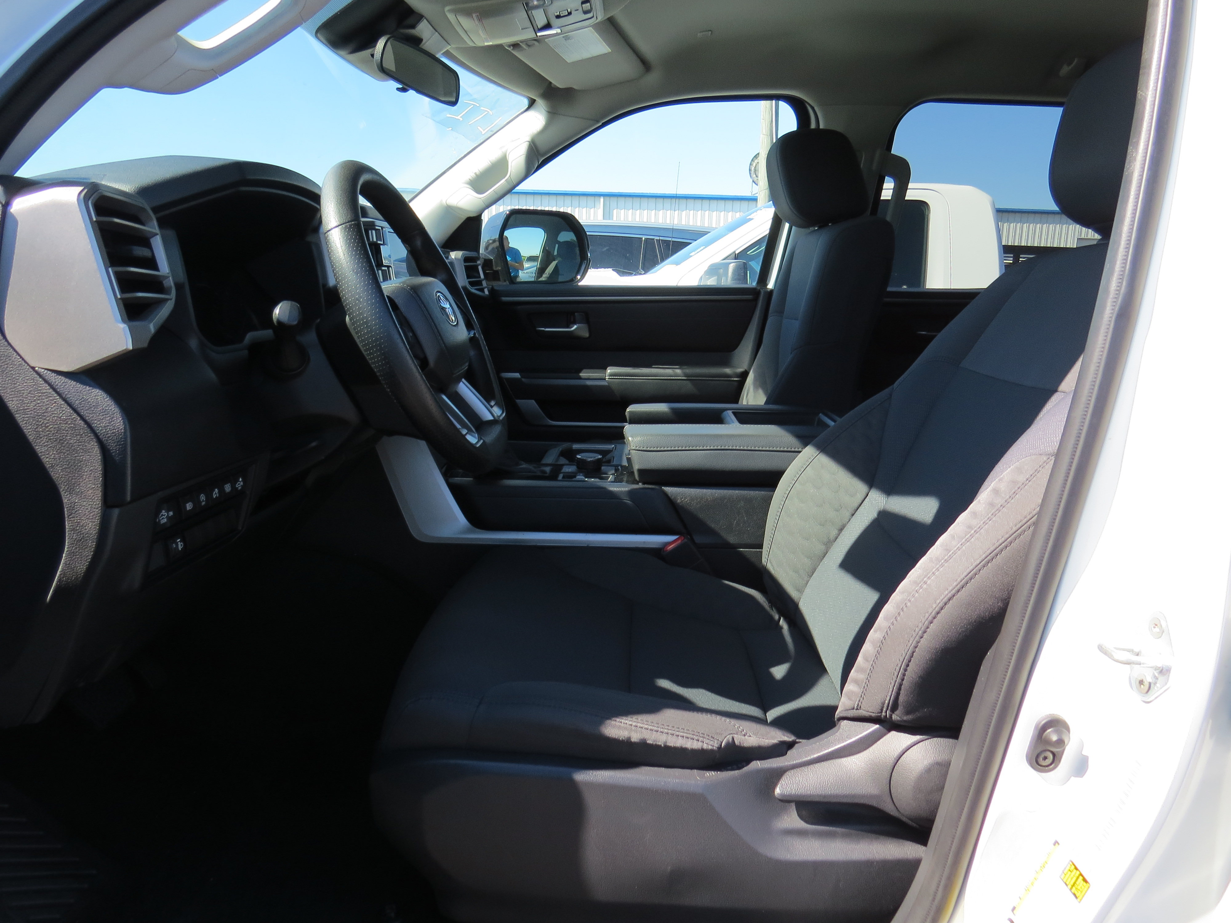 Used 2023 Toyota Tundra SR5 w/ SR5 Convenience Package AWD/4WD image 15