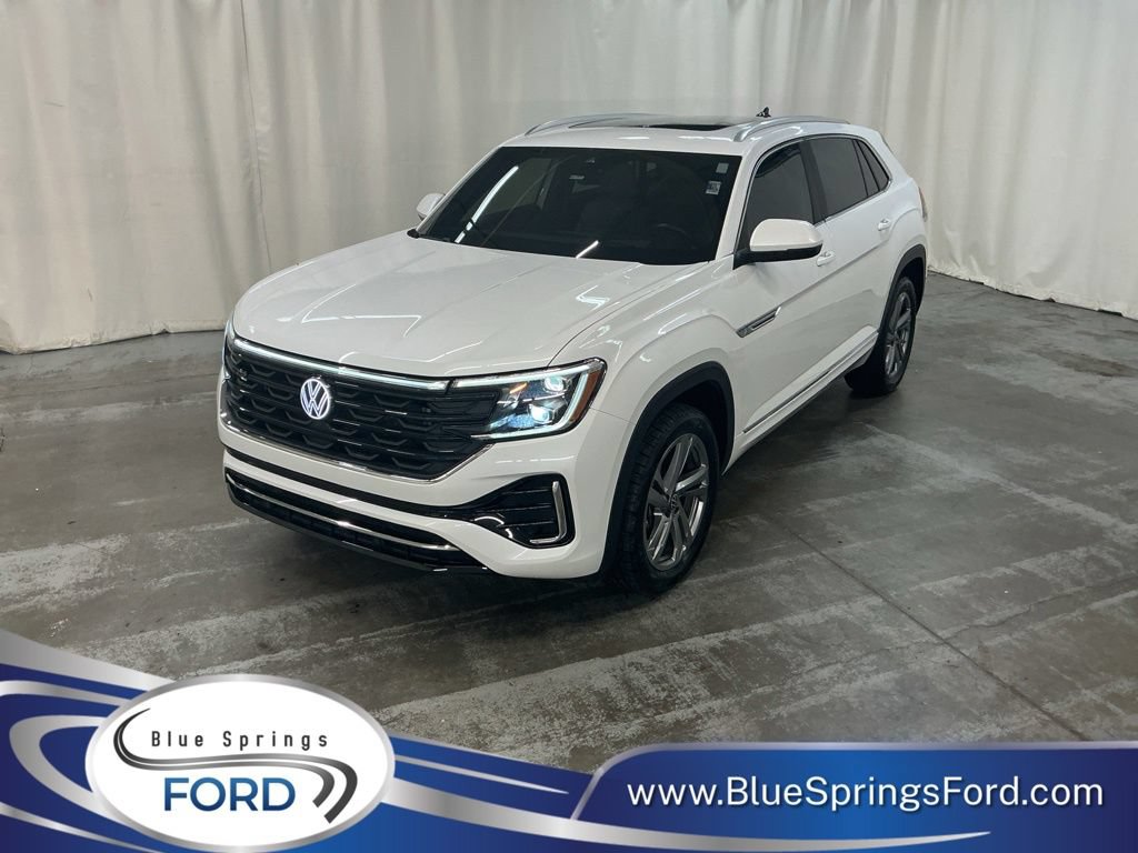 Used 2024 Volkswagen Atlas Cross Sport SEL R-Line AWD/4WD image 1