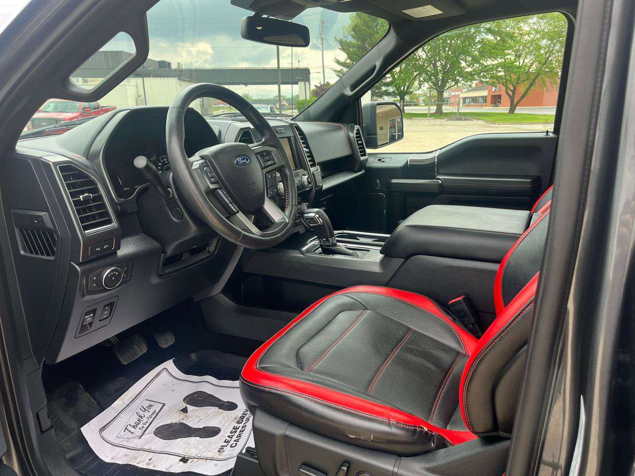 Used 2019 Ford F150 Lariat w/ Equipment Group 502A Luxury AWD/4WD image 7