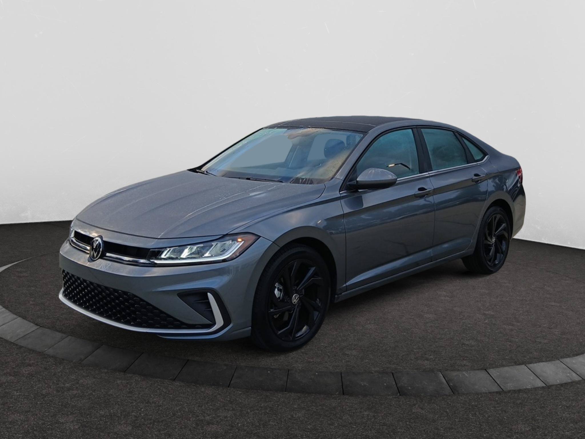 Certified 2026 Volkswagen Jetta SE FWD image 3