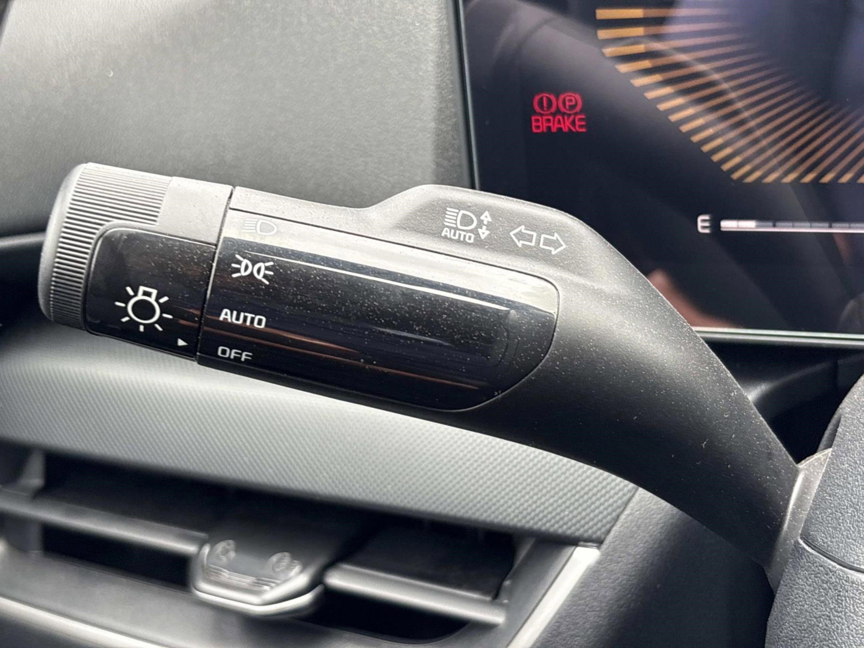 New 2026 Kia K4 LX image 24