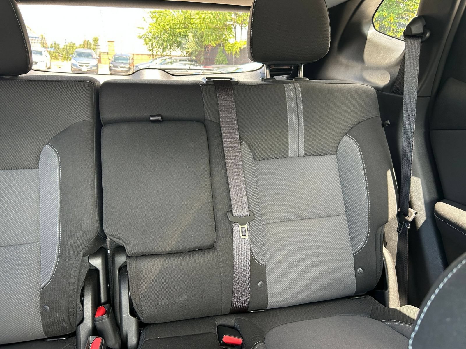 Used 2025 Chevrolet Blazer LT FWD image 31