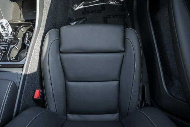 Used 2026 Volvo XC40 B5 Plus w/ Protection Package Premier image 29