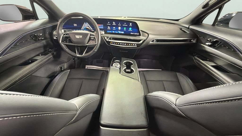 Certified 2024 Cadillac Lyriq Sport w/ LPO, Floor Liner Package AWD/4WD image 32