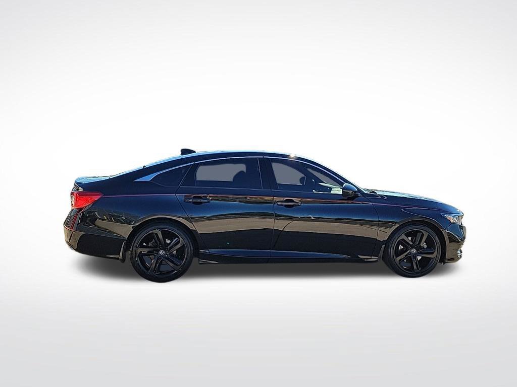 Used 2018 Honda Accord Sport image 5