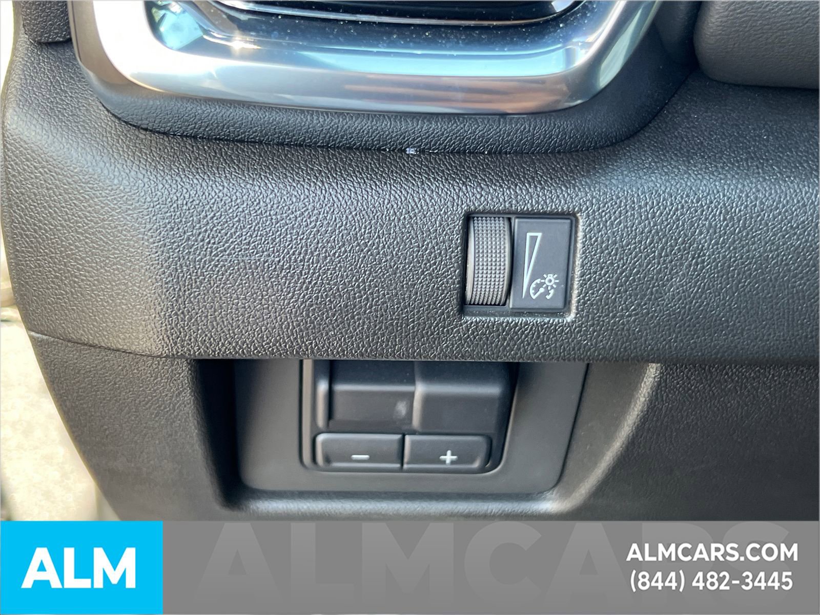 Used 2025 GMC Canyon Elevation image 33