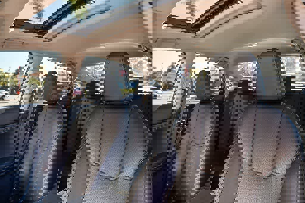 Used 2020 Honda Insight Touring image 17