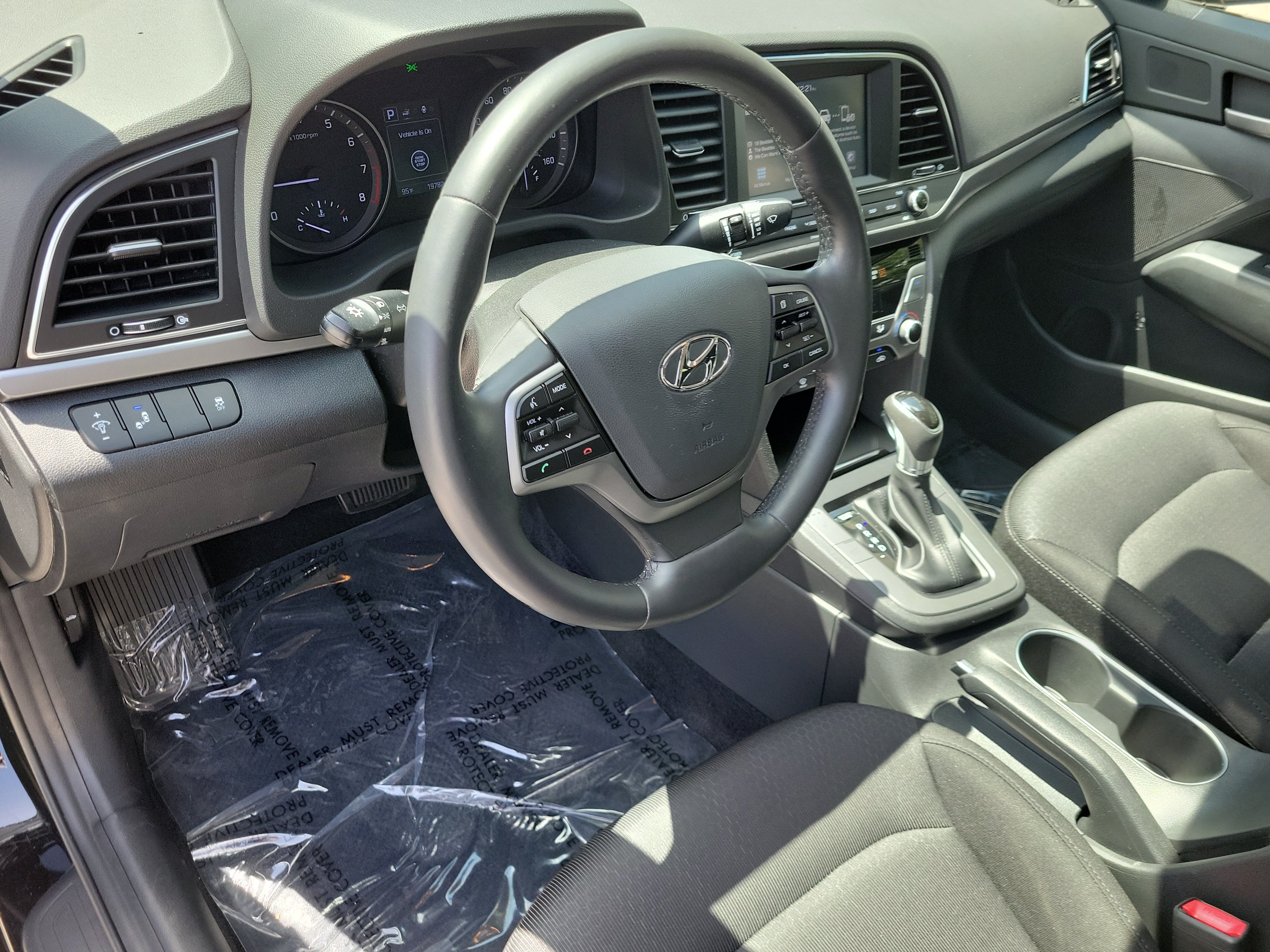 Used 2017 Hyundai Elantra Value Edition FWD image 13