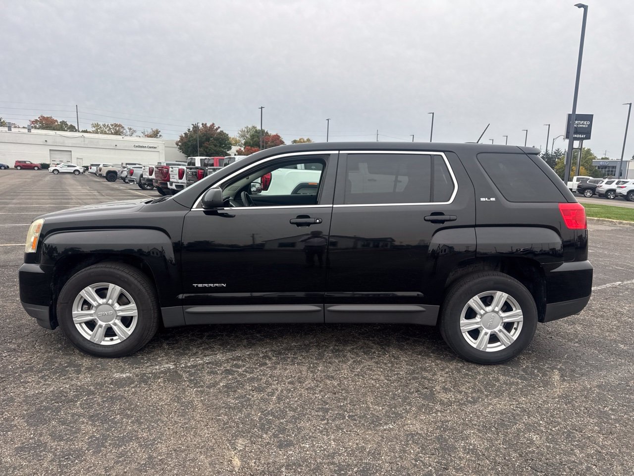Used 2016 GMC Terrain SLE FWD image 9