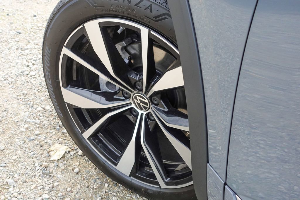 New 2026 Volkswagen Atlas SEL Premium R-Line image 12