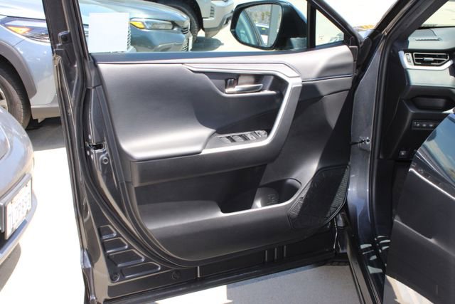 Used 2024 Toyota RAV4 XSE w/ Weather Package AWD/4WD image 11