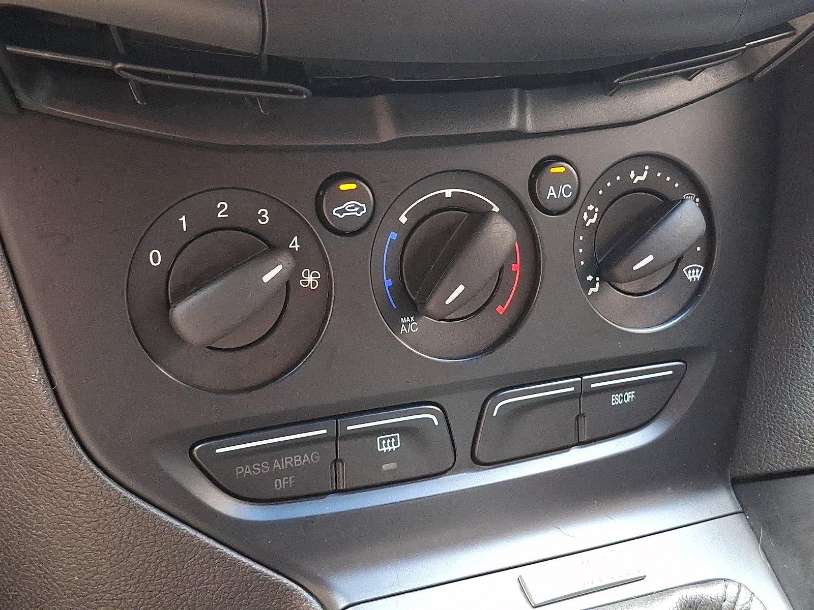 Used 2014 Ford Focus ST FWD image 17