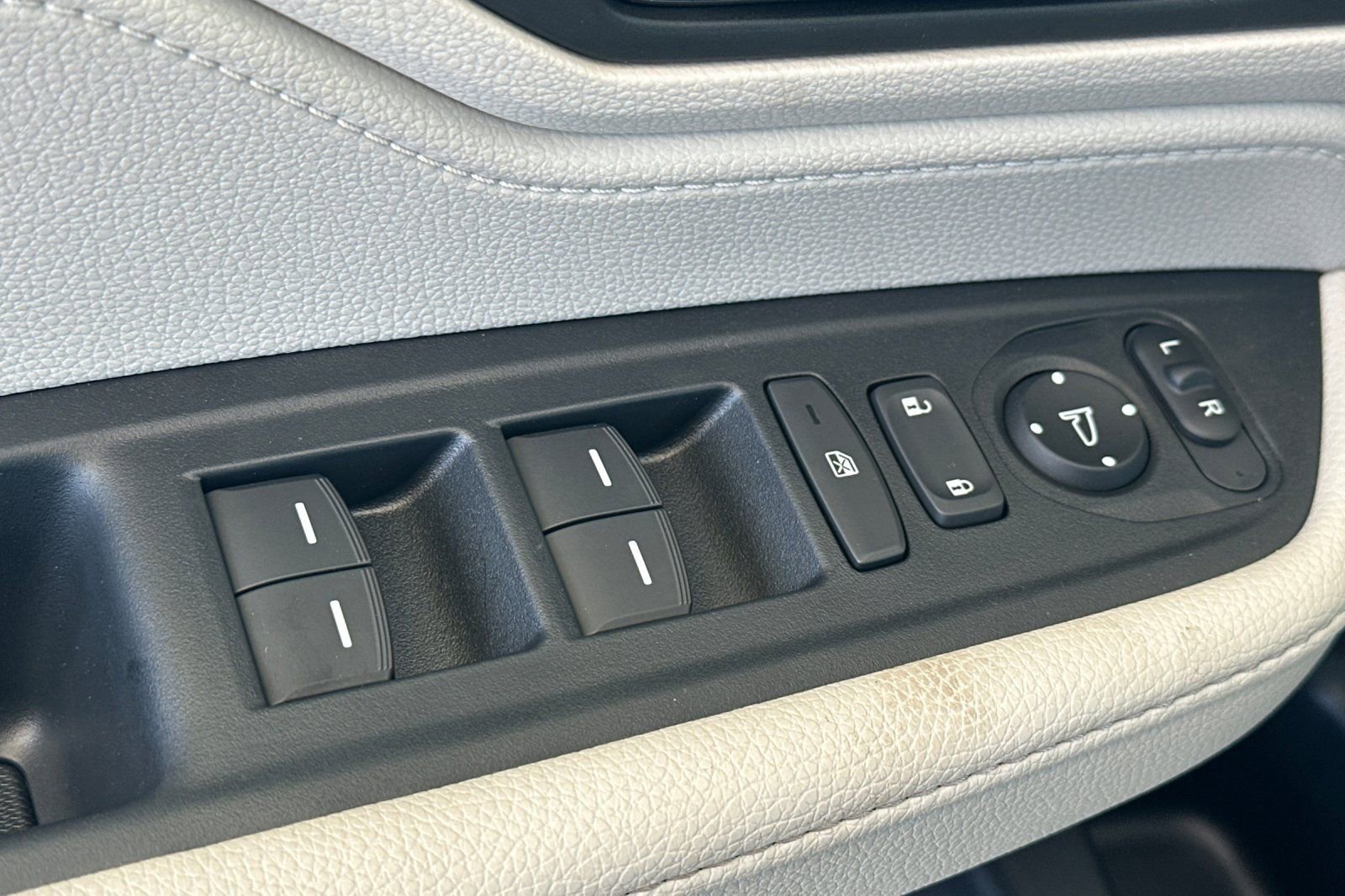 New 2026 Honda Odyssey EX-L image 12