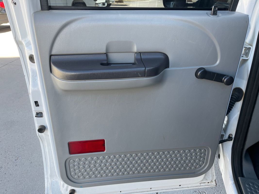 Used 2006 Ford F250 XLT image 13