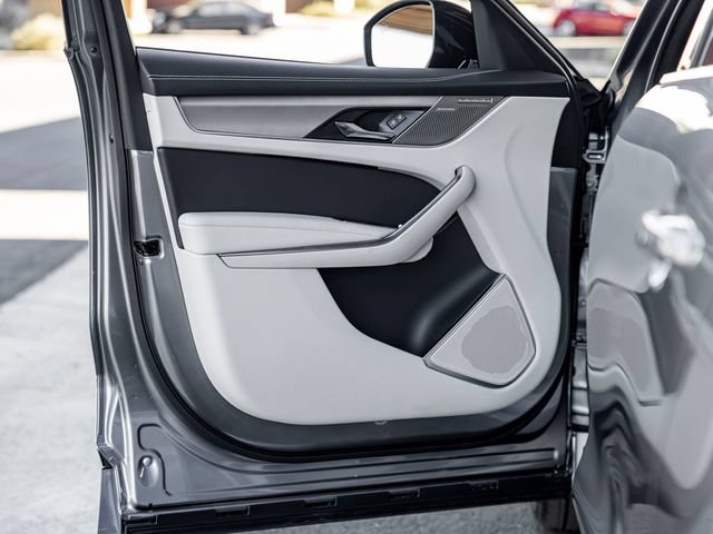 Certified 2025 Jaguar F-PACE R-Dynamic S AWD/4WD image 12