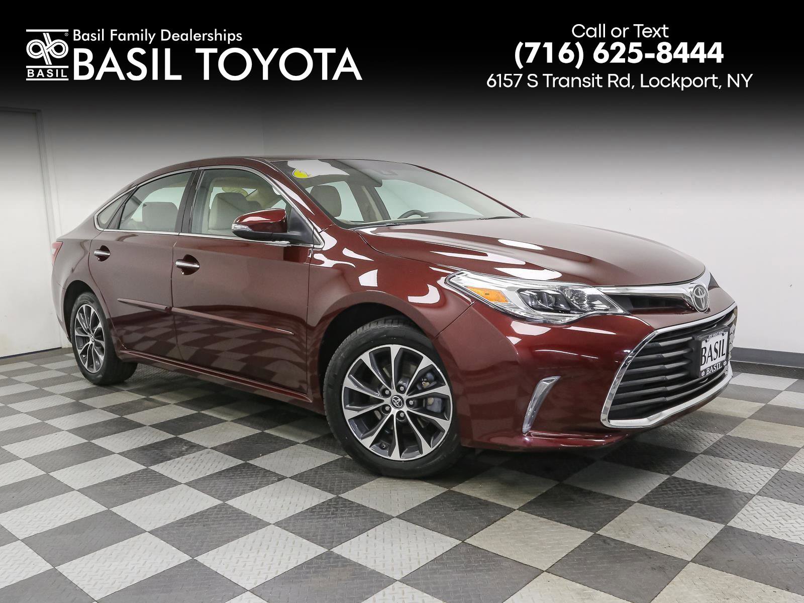 Used 2017 Toyota Avalon XLE w/ Carpet Mat Package image 1