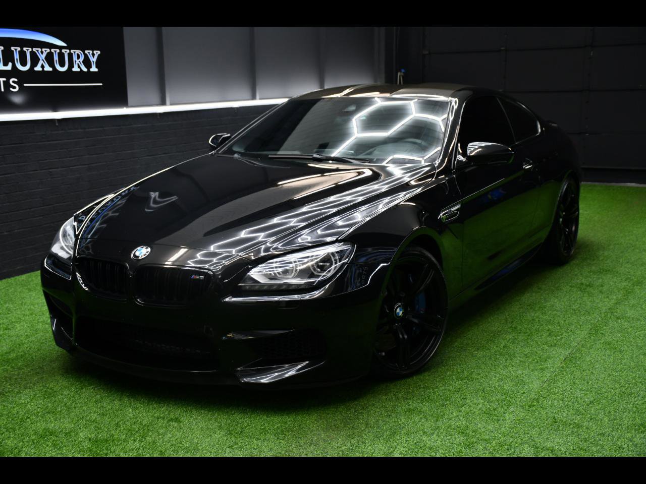 Used 2013 BMW M6 Coupe RWD image 1