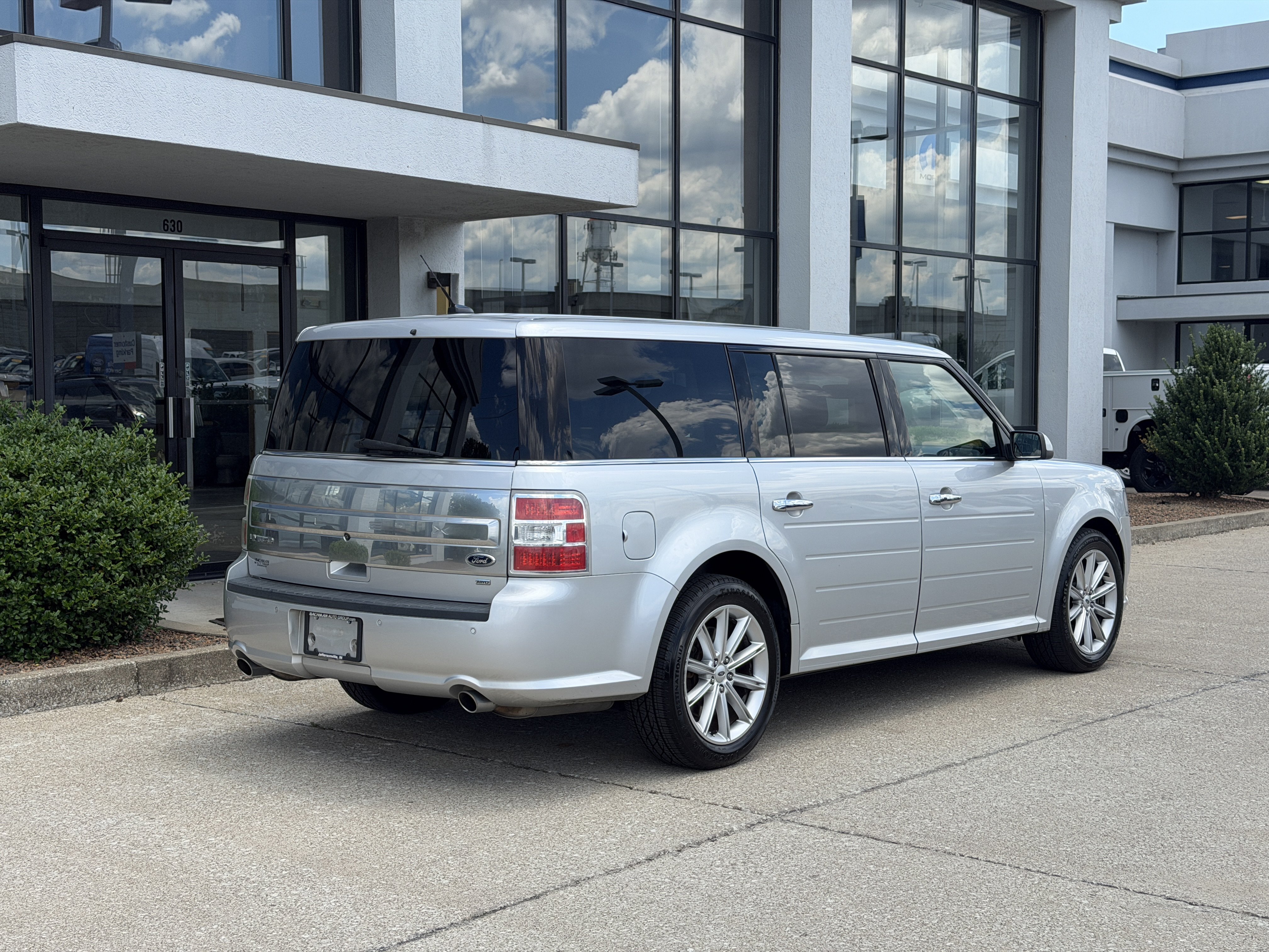 Used 2016 Ford Flex Limited AWD/4WD image 4