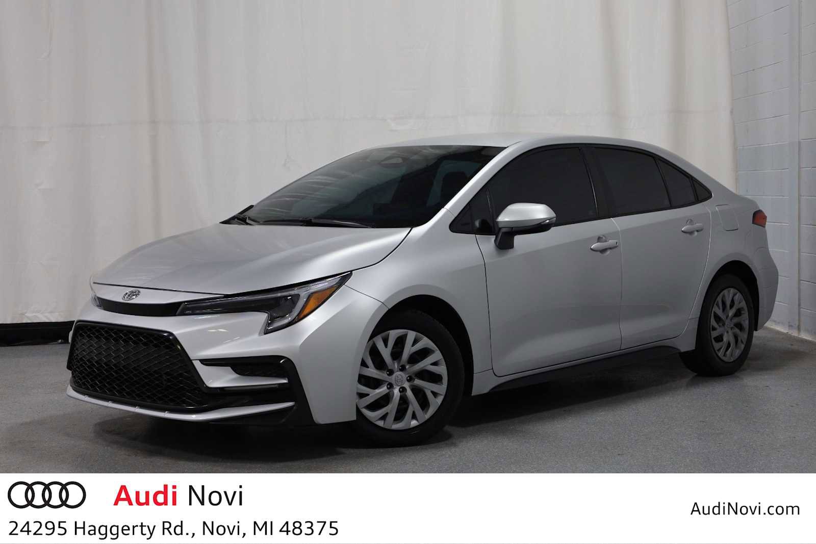 Used 2023 Toyota Corolla SE image 1