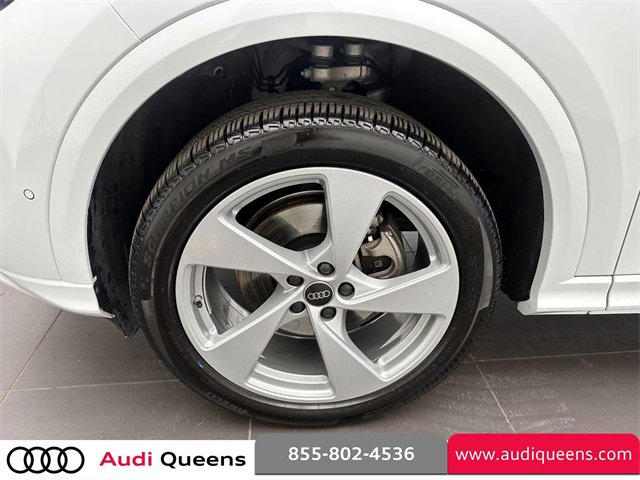 Certified 2025 Audi Q5 Premium Plus w/ Premium Plus image 8