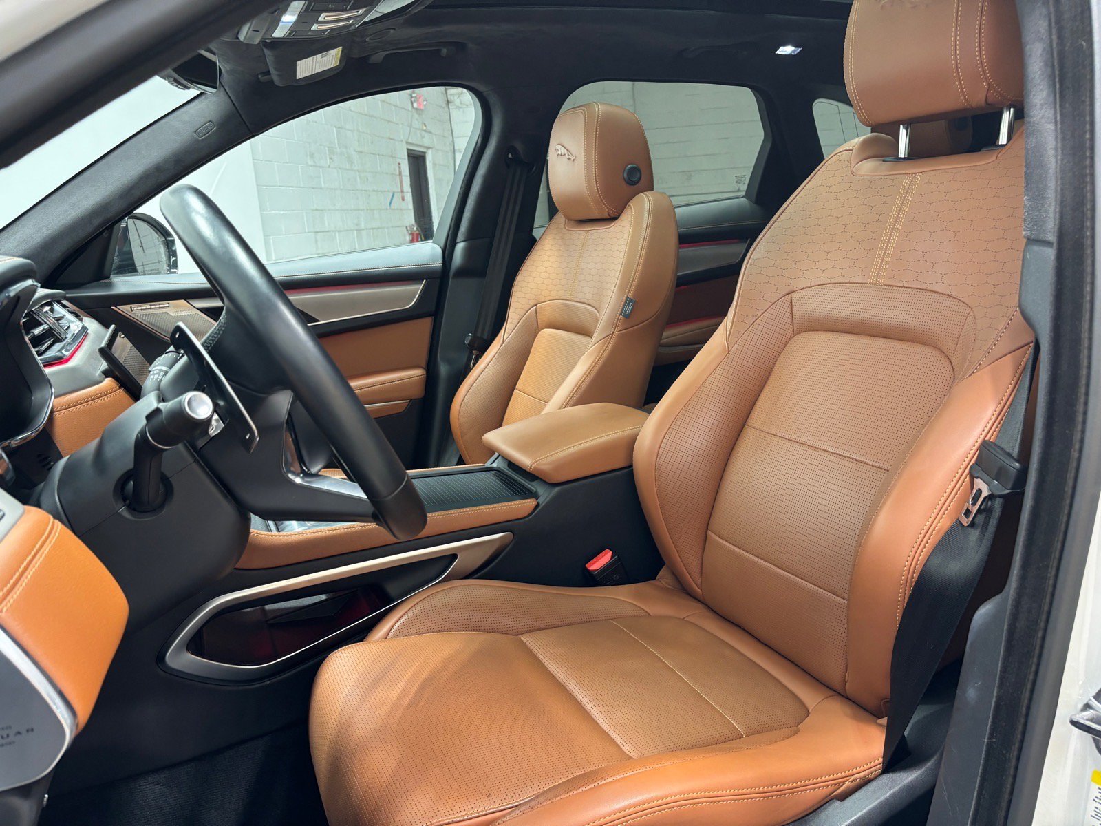 New 2025 Jaguar F-PACE R-Dynamic S AWD/4WD image 23