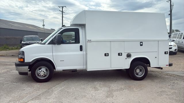 New 2024 Chevrolet Express 3500 RWD image 4