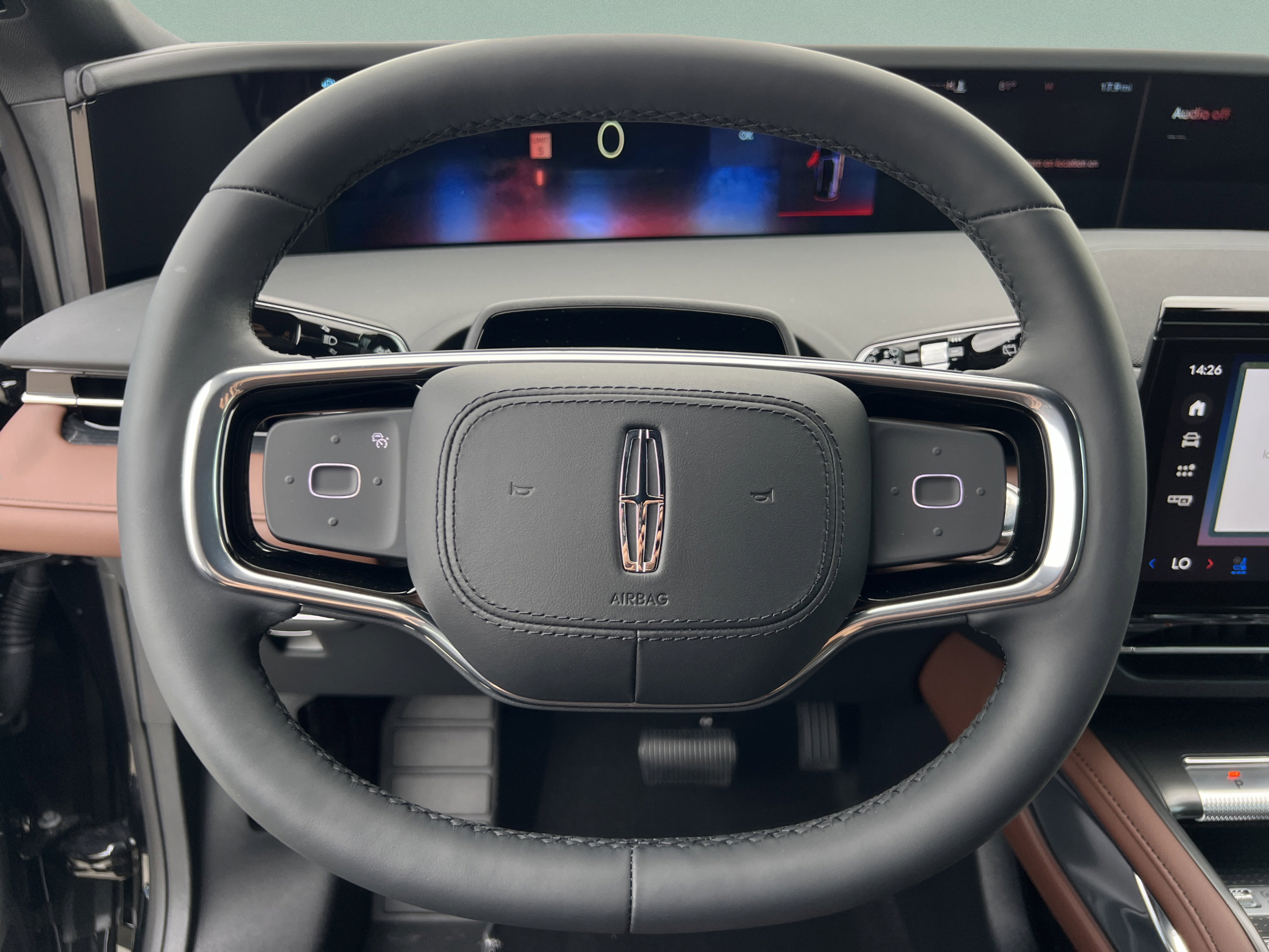 New 2026 Lincoln Nautilus Reserve w/ Jet Appearance Package AWD/4WD image 9