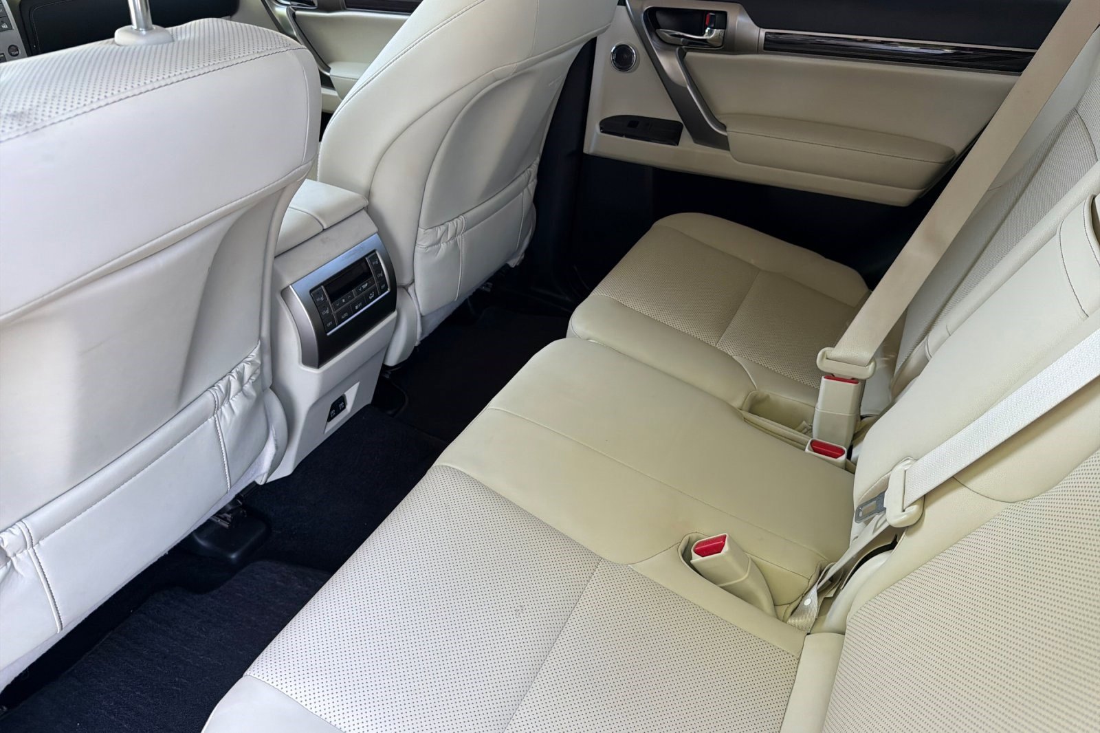 Used 2021 Lexus GX 460 Premium w/ Premium Plus Package AWD/4WD image 15