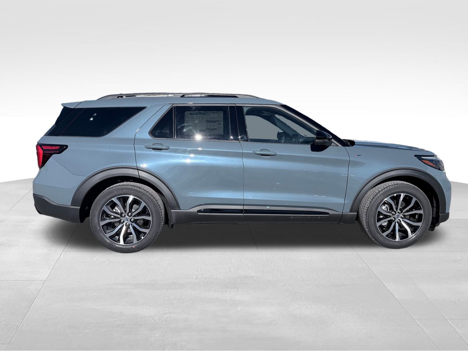 New 2026 Ford Explorer ST-Line w/ Premium Package image 30