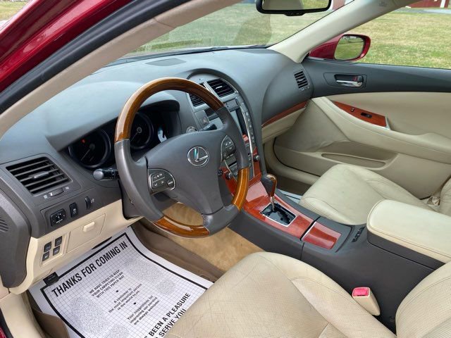 Used 2011 Lexus ES 350 image 9