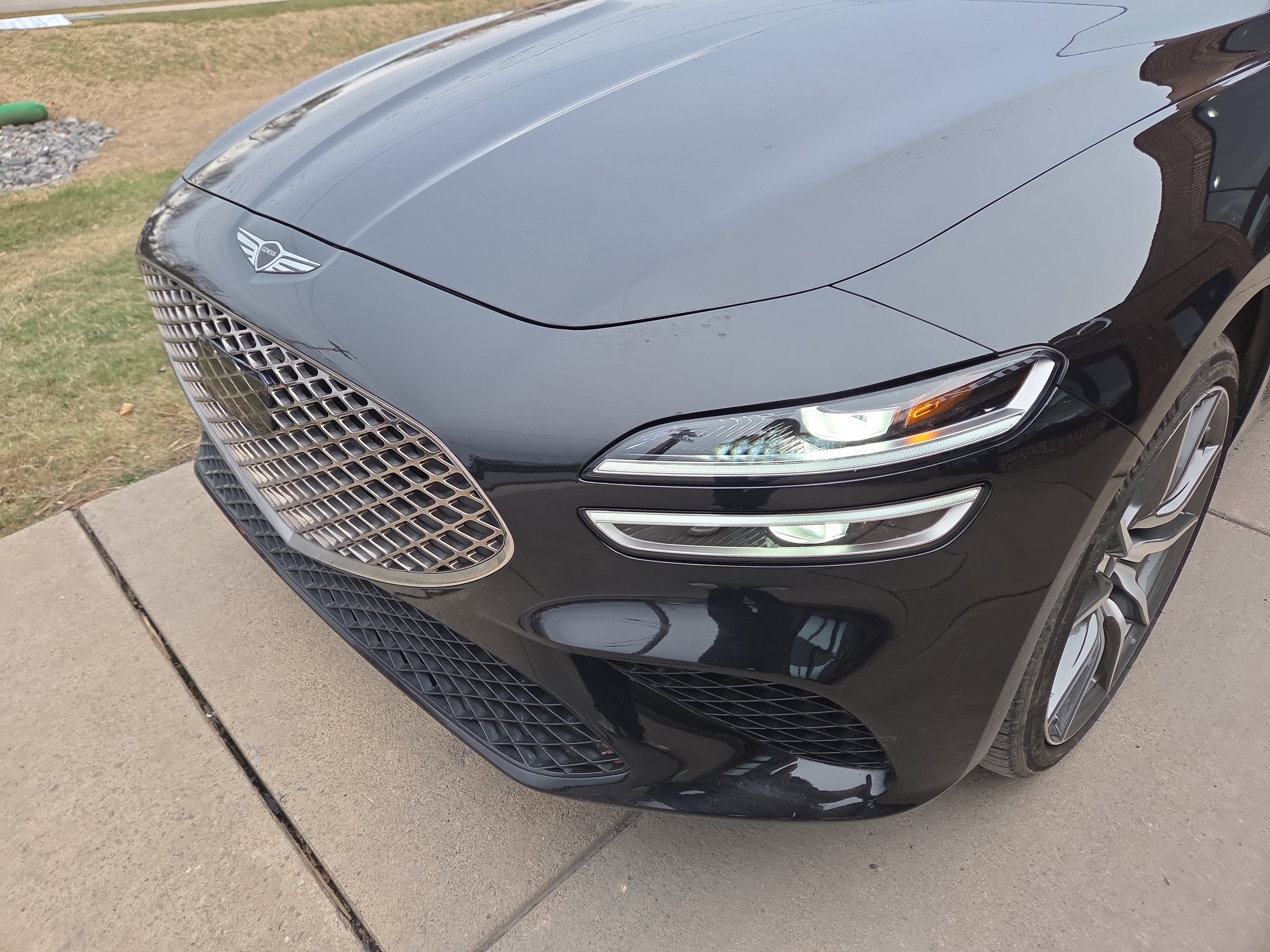 Used 2025 Genesis G70 2.5T image 10