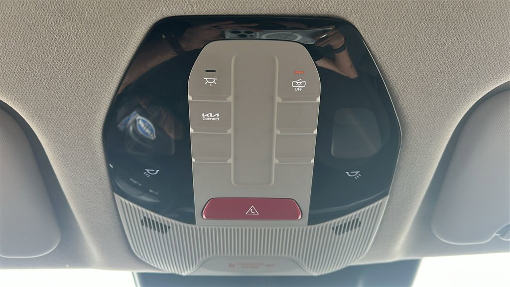 Used 2025 Kia K4 LXS FWD image 30