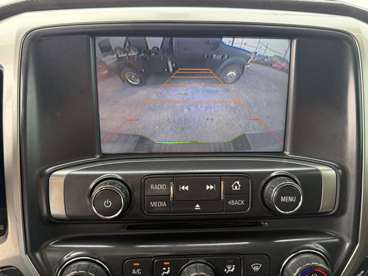 Used 2015 Chevrolet Silverado 1500 LTZ RWD image 20