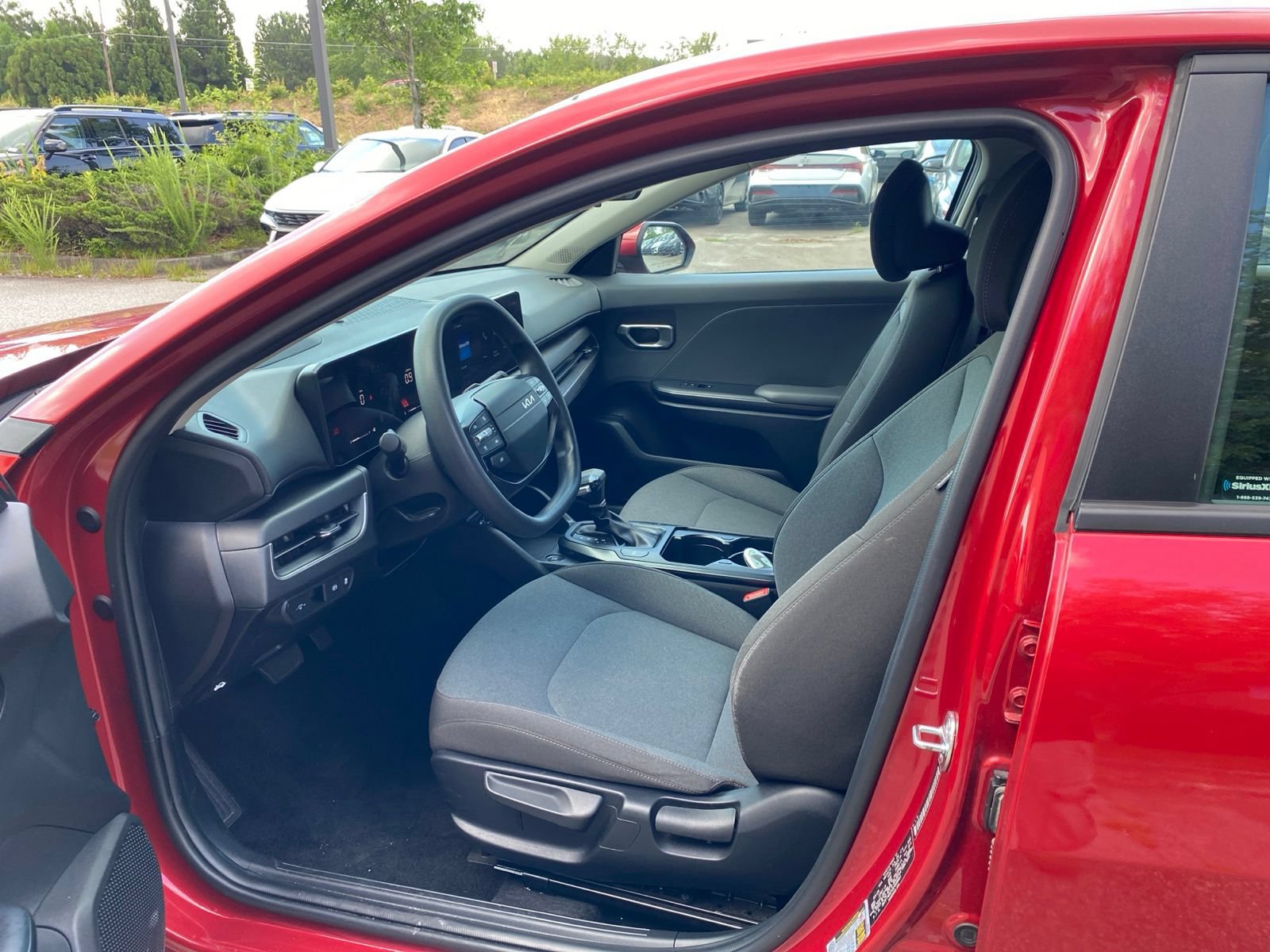 Used 2025 Kia K4 FWD image 9