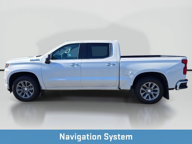Used 2020 Chevrolet Silverado 1500 High Country w/ Technology Package AWD/4WD image 2