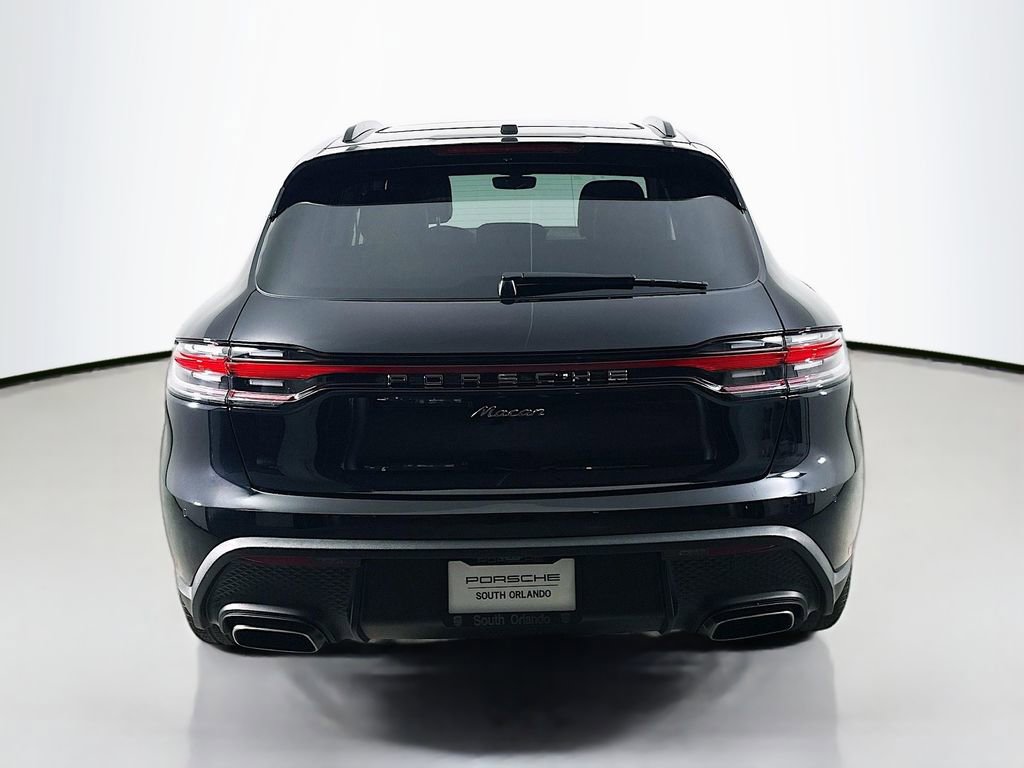 Certified 2026 Porsche Macan image 10
