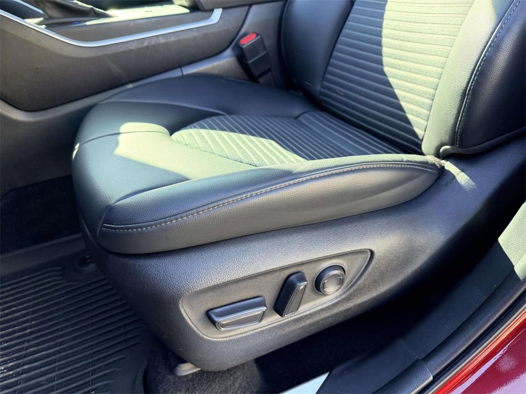 Certified 2022 Toyota Highlander XSE image 18