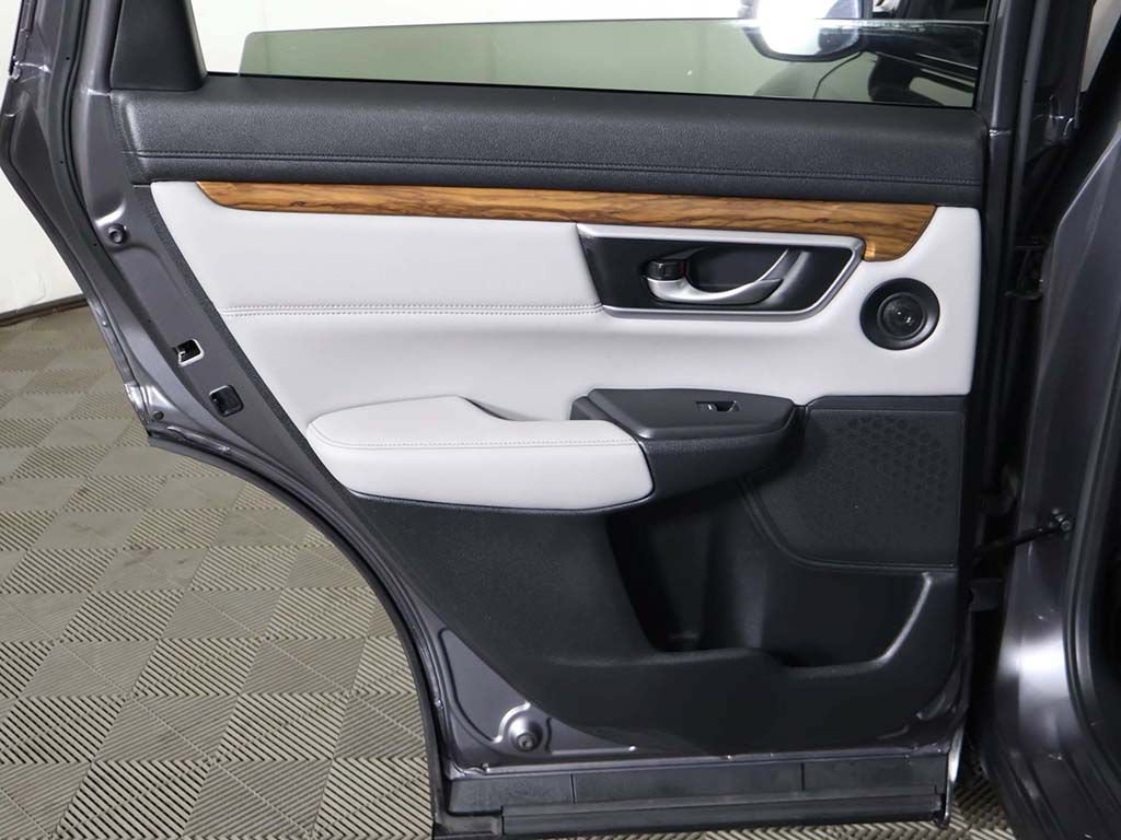 Used 2017 Honda CR-V Touring image 27