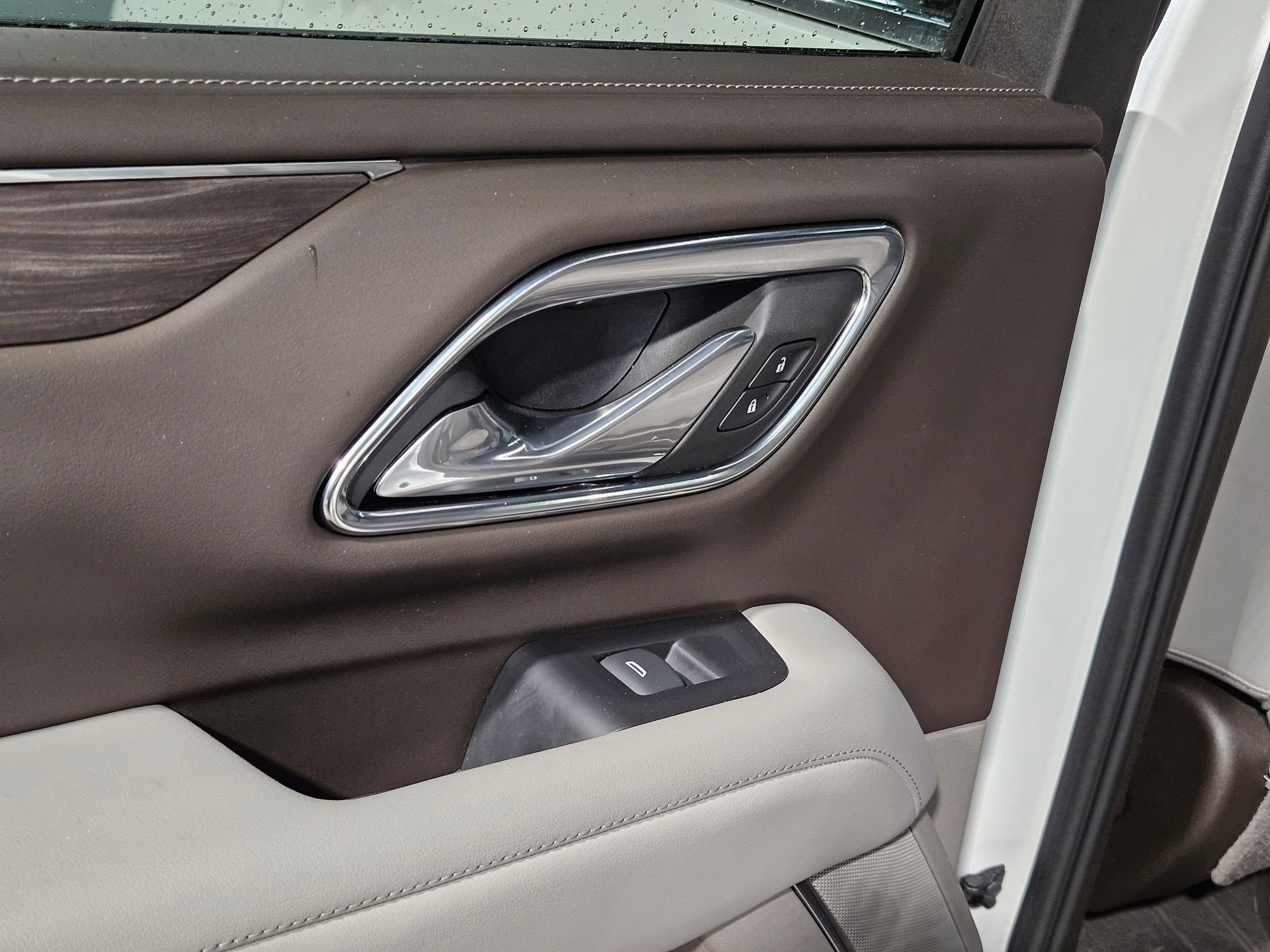 Used 2023 Chevrolet Tahoe LT w/ Luxury Package image 37