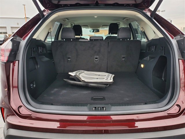 Certified 2024 Ford Edge SEL w/ Convenience Package image 27