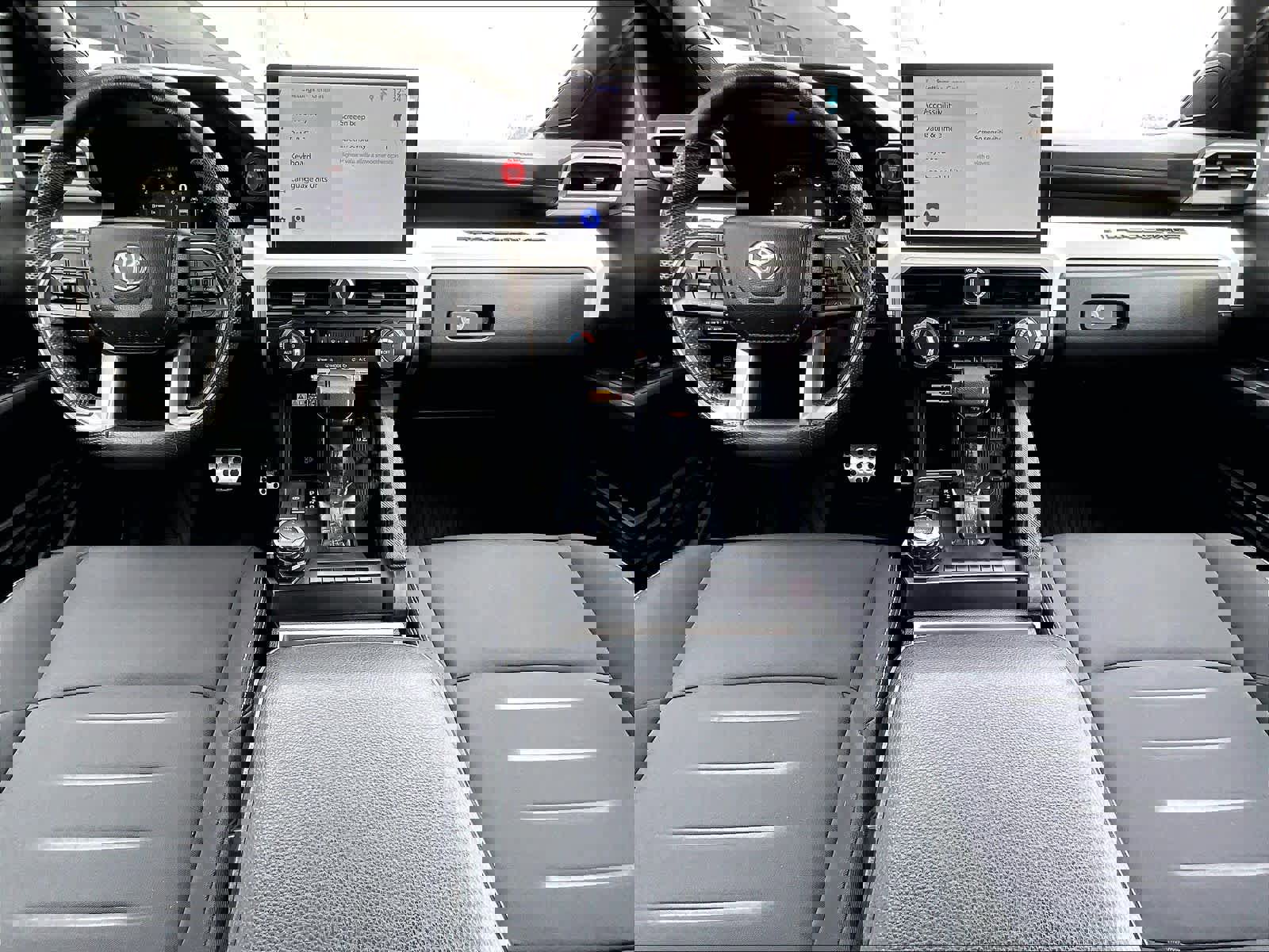 Used 2024 Toyota Tacoma TRD Sport w/ TRD Sport Upgrade Package image 21