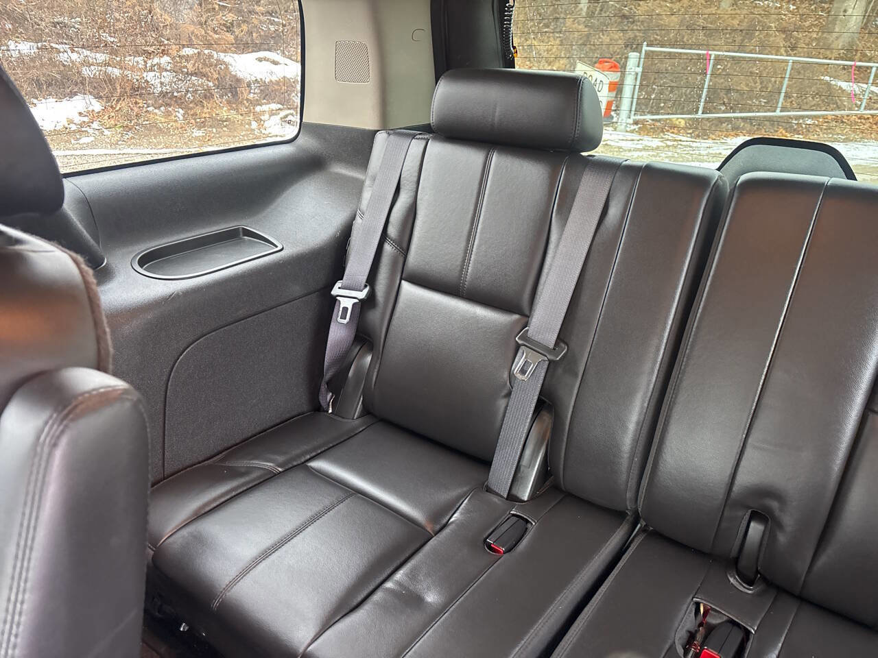 Used 2010 Chevrolet Tahoe LT w/ Luxury Package image 24