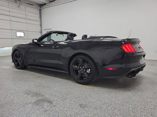 Used 2021 Ford Mustang GT Premium w/ Equipment Group 401A RWD image 4
