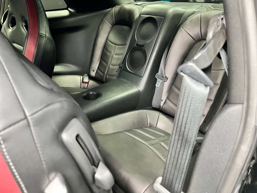 Used 2019 Nissan GT-R Premium w/ Premium Interior Package AWD/4WD image 12