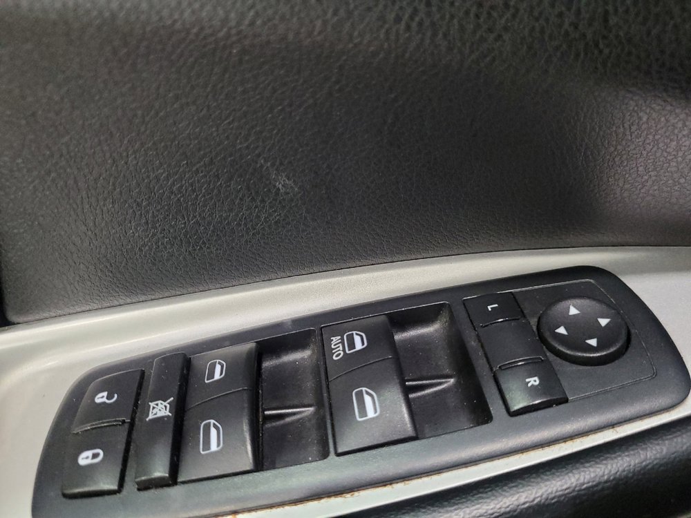 Used 2017 Dodge Journey SXT w/ Comfort/Convenience Group AWD/4WD image 27